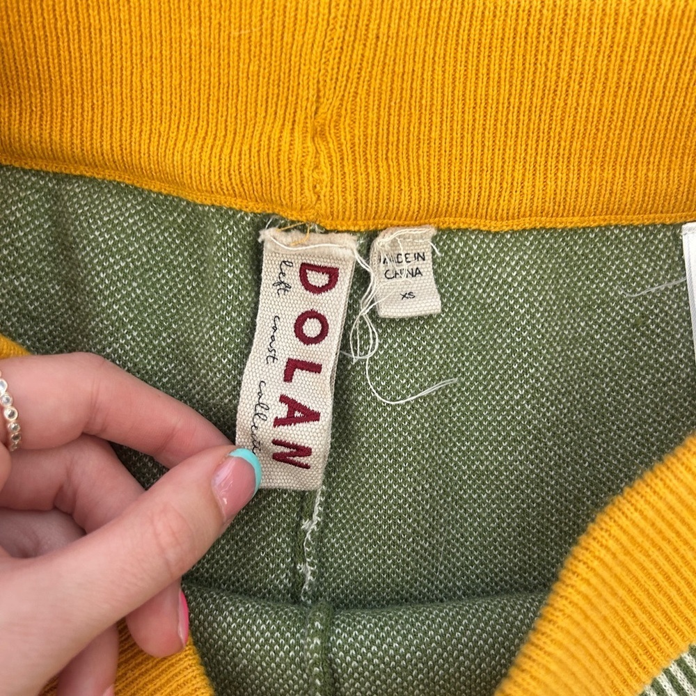 Anthropologie Dolan Left Coast Colorblock Knit Shorts — Size XS - Picture 5 of 5